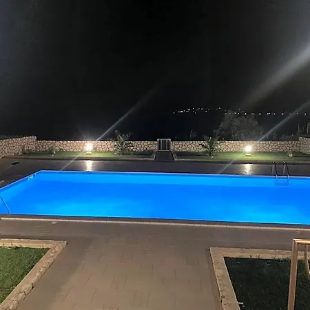 Ξενοδοχείο Pool Antonia Pag Town